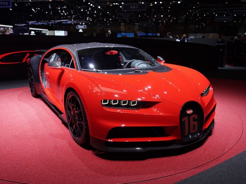 Admit It, You Want To Touch And Drive The LEGO Bugatti Chiron, Don't You?